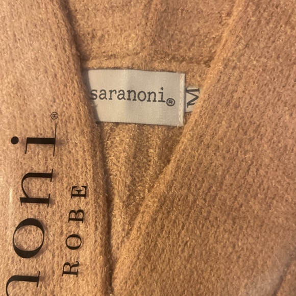 BNIP Saranoni Ribbed Featherlite Luxury Robe Size M - Picture 3 of 4